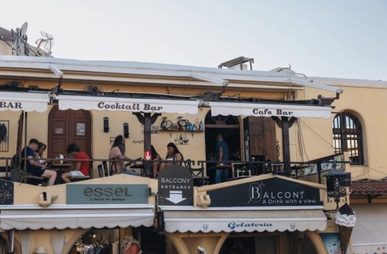 Balcony 961 exterior signage